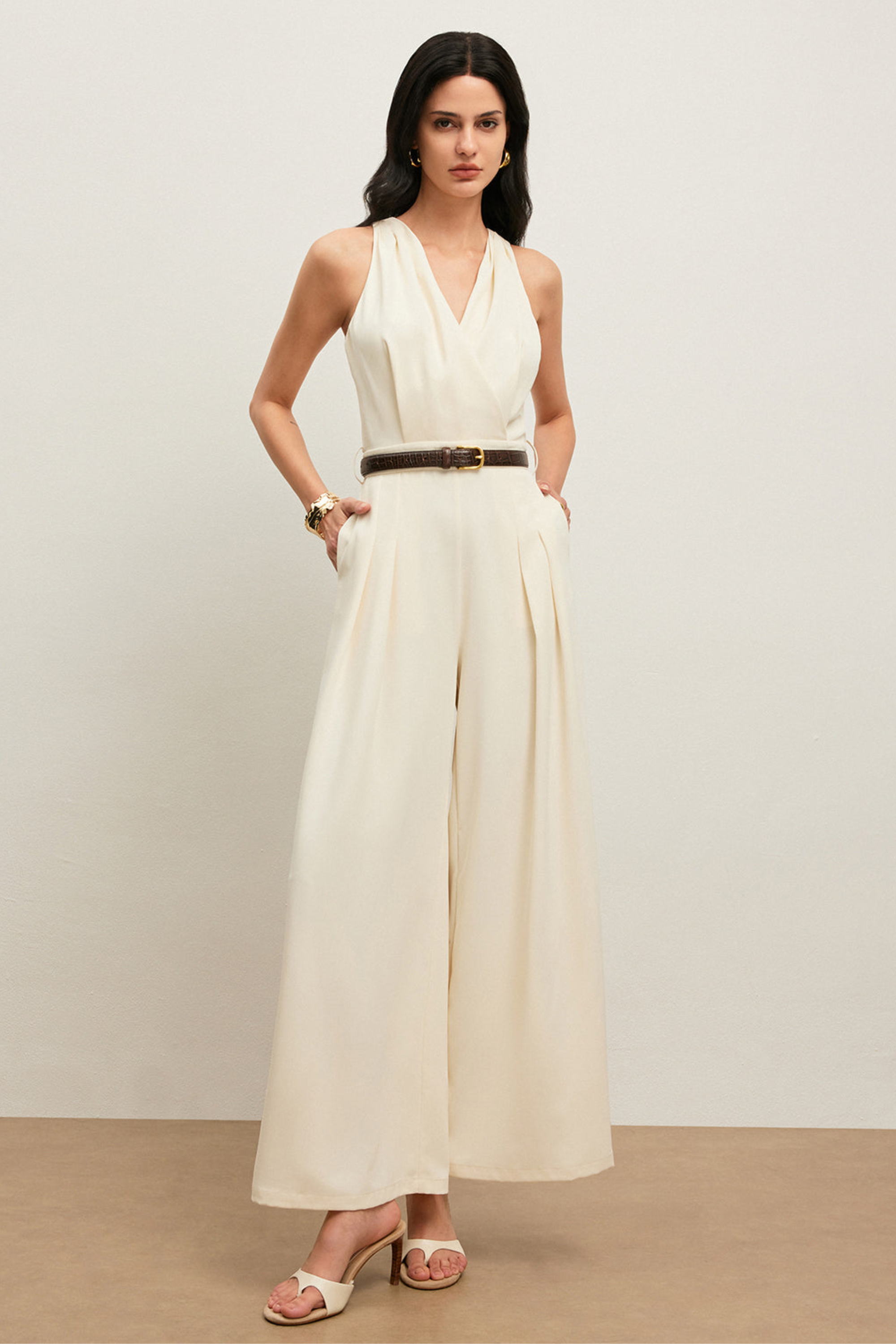 V Neck Sleeveless Jumpsuit