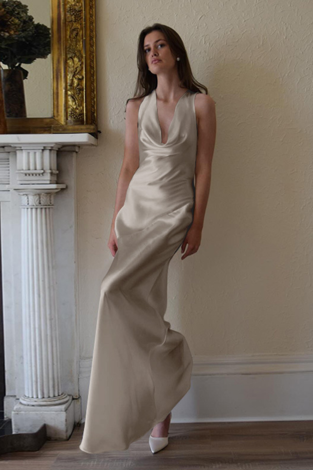 Pearl Glow Backless Dress