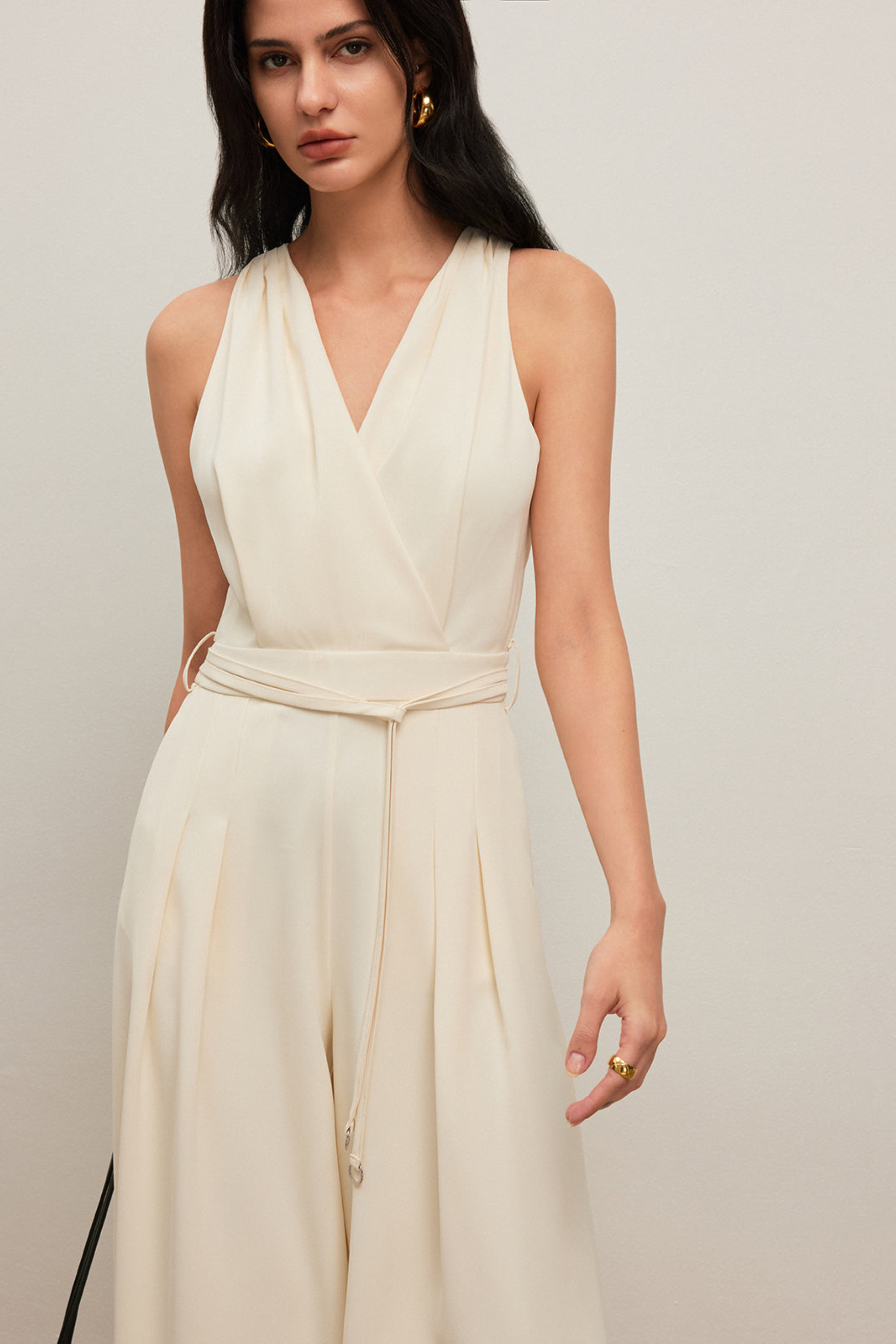 V Neck Sleeveless Jumpsuit