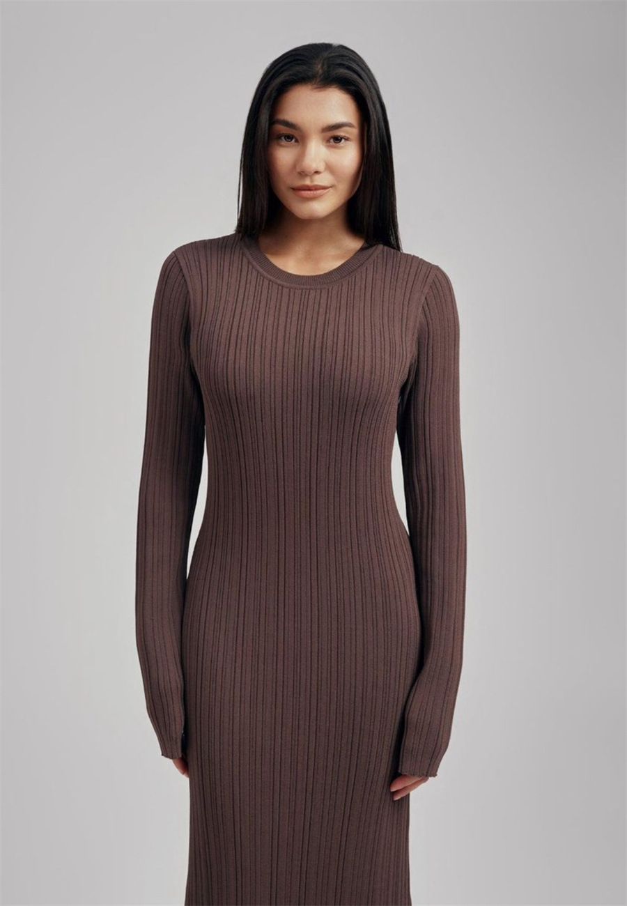Ribbed Maxi Dress
