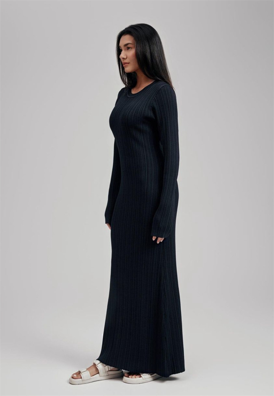 Ribbed Maxi Dress